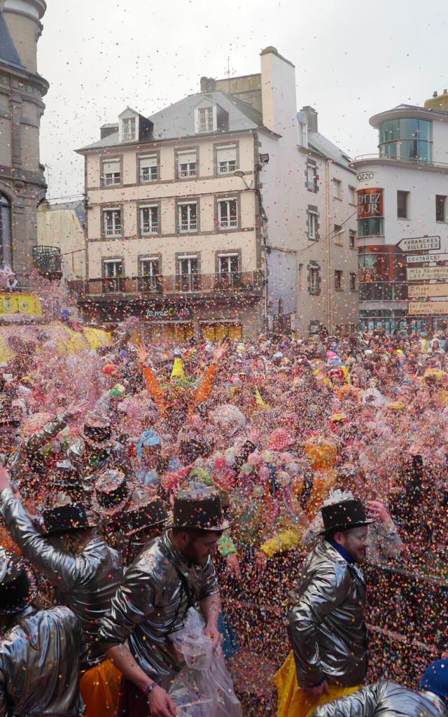 Confetti battle at Granville Carnival