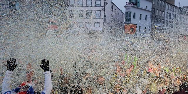 Bataille de confettis au Carnaval de Granville