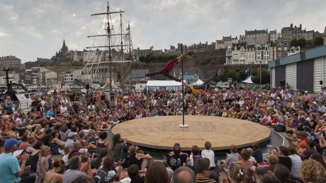 LES SORTIES DE BAIN. GRANVILLE, NORMANDIE, FRANCE, 2, 3, 4, 5 JUILLET 2015