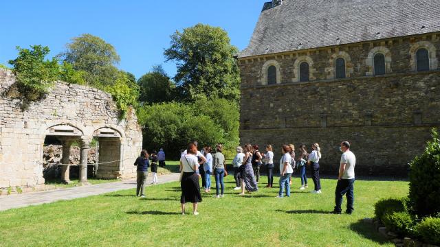 Geführte Tour durch die Abtei von La Lucerne-d'Outremer