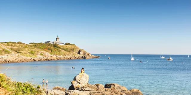 Le phare et Port Marie, Grande Île de Chausey