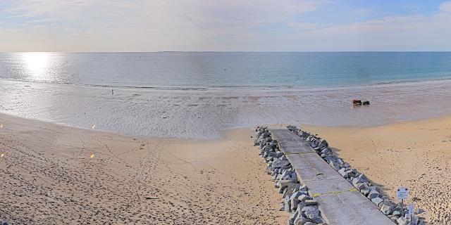 Blick auf Granville von der Webcam am Strand von Coudeville-sur-Mer aus