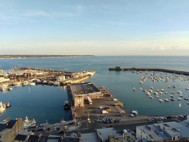 Vue sur le port de Granville