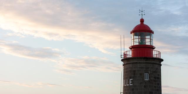 Phare du Cap Lihou sur la Pointe du Roc à Granville