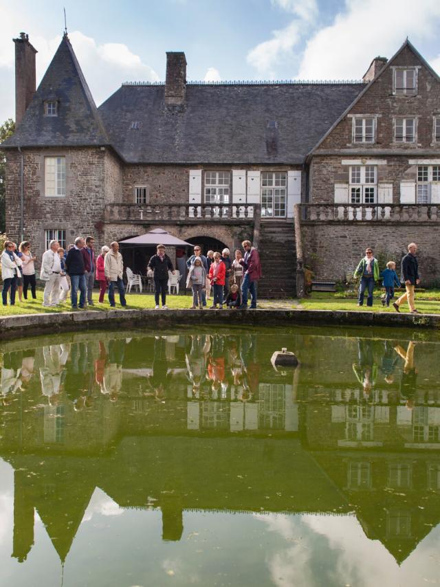 LE LOGIS D'ÉQUILLY - Seigneurie prospère au Moyen-Age et Granvillière au XVIIIème siècle