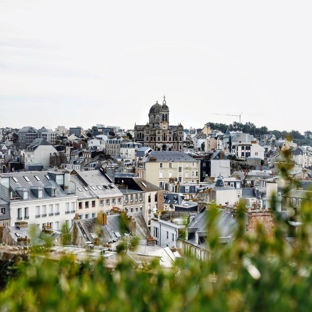 Vue sur les toits de Granville depuis la Haute Ville