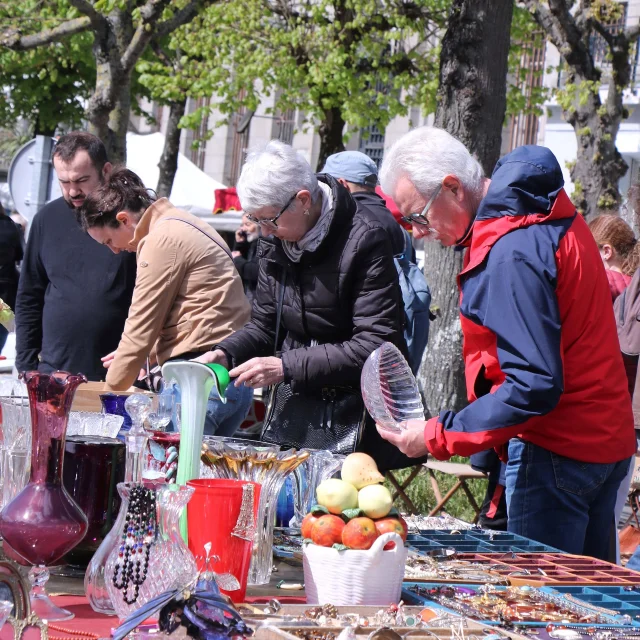 2024 Garage Sale Otgtm Marie Claude Vergne 6