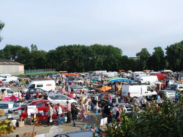 Brocante July 23 Credit Office Culturel Saint Pair Sur Mer