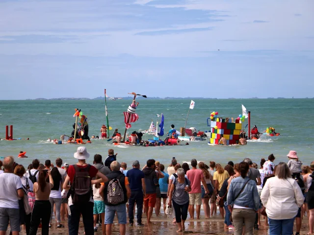 Festival À Fond la Cale à Saint-Martin-de-Bréhal - La course d'OFNI