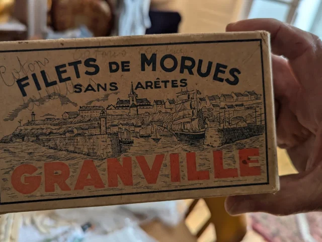 Boîte de filets de morues de Granville du temps des Terre-Neuvas